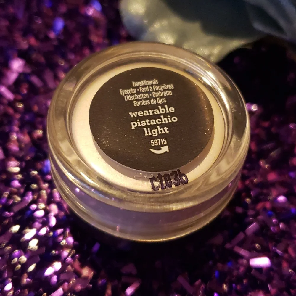 ❇️🧚‍WEARABLE PISTACHIO LIGHT BareMinerals DISCONT MINI Eyecolor NWT/SEALED